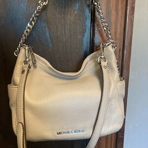 Michael Kors Chandler Pearl Grey Leather shoulder/ crossbody bag